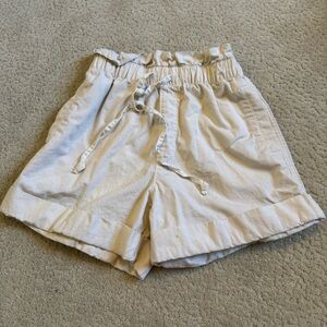 Abercrombie & Fitch Beige Elastic Waist Shorts